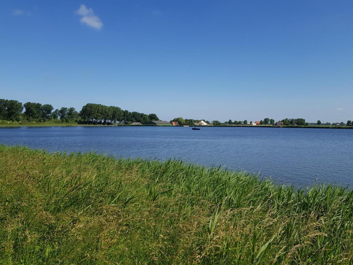 Luxe Vakantiebungalow Met Omheinde Tuin Voor Hond En Kinderen Dirkshorn Exterior foto